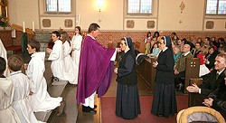 IMG_9849_250.jpg