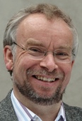 Portrætfoto af Peter Skov-Jakobsen