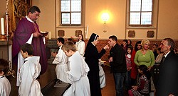 IMG_9850_250.jpg