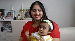 Nadia-AzeemP7170388_250.jpg